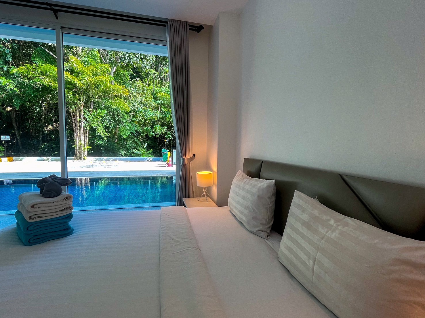 Deluxe 1 Bedroom